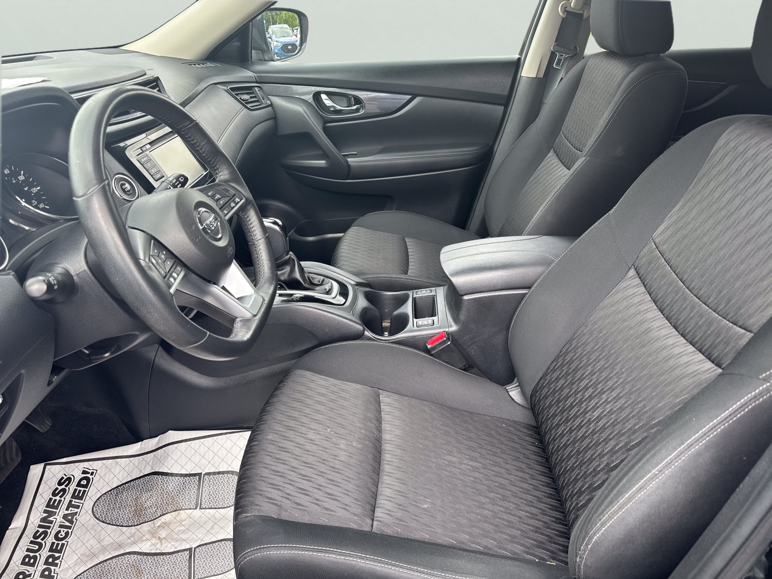 Used 2019 Nissan Rogue SV AWD/4WD image 11