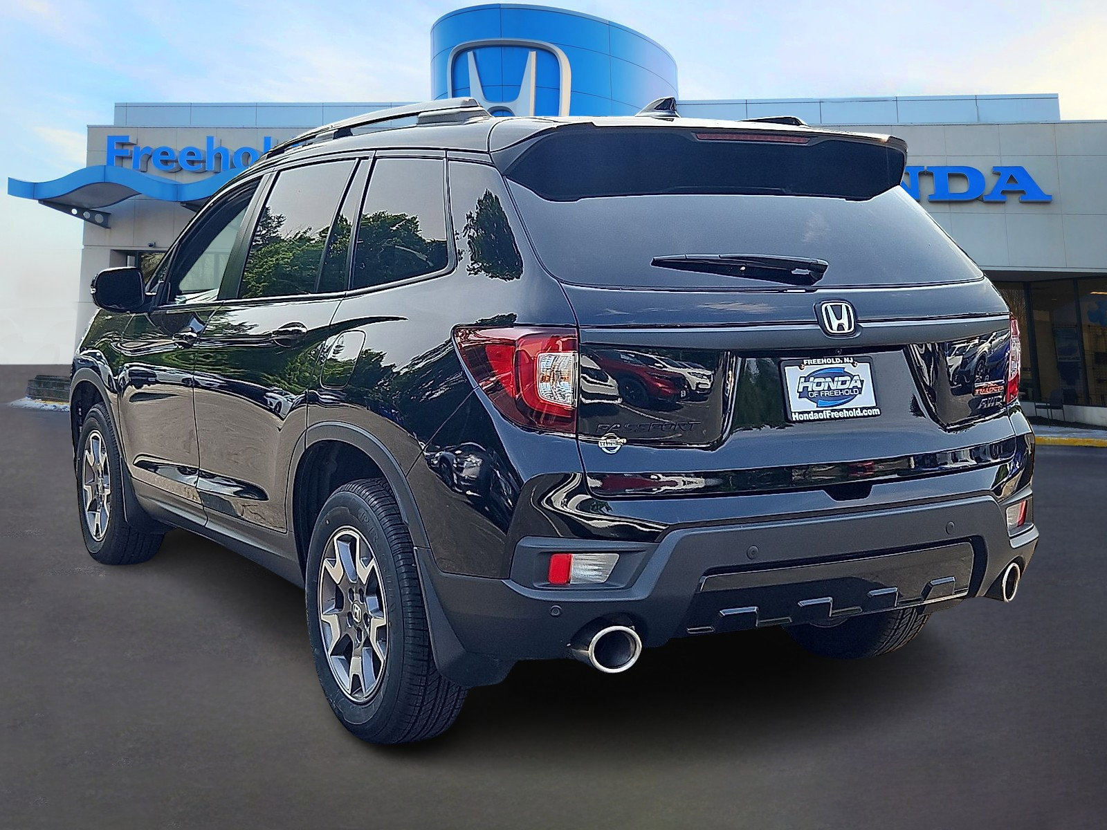 Certified 2023 Honda Passport TrailSport image 5