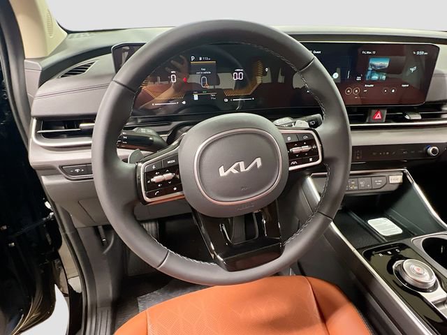 New 2026 Kia Carnival EX FWD image 11