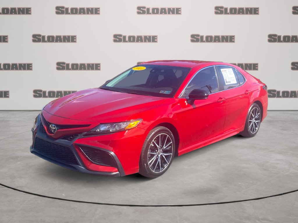 Used 2021 Toyota Camry SE FWD image 1
