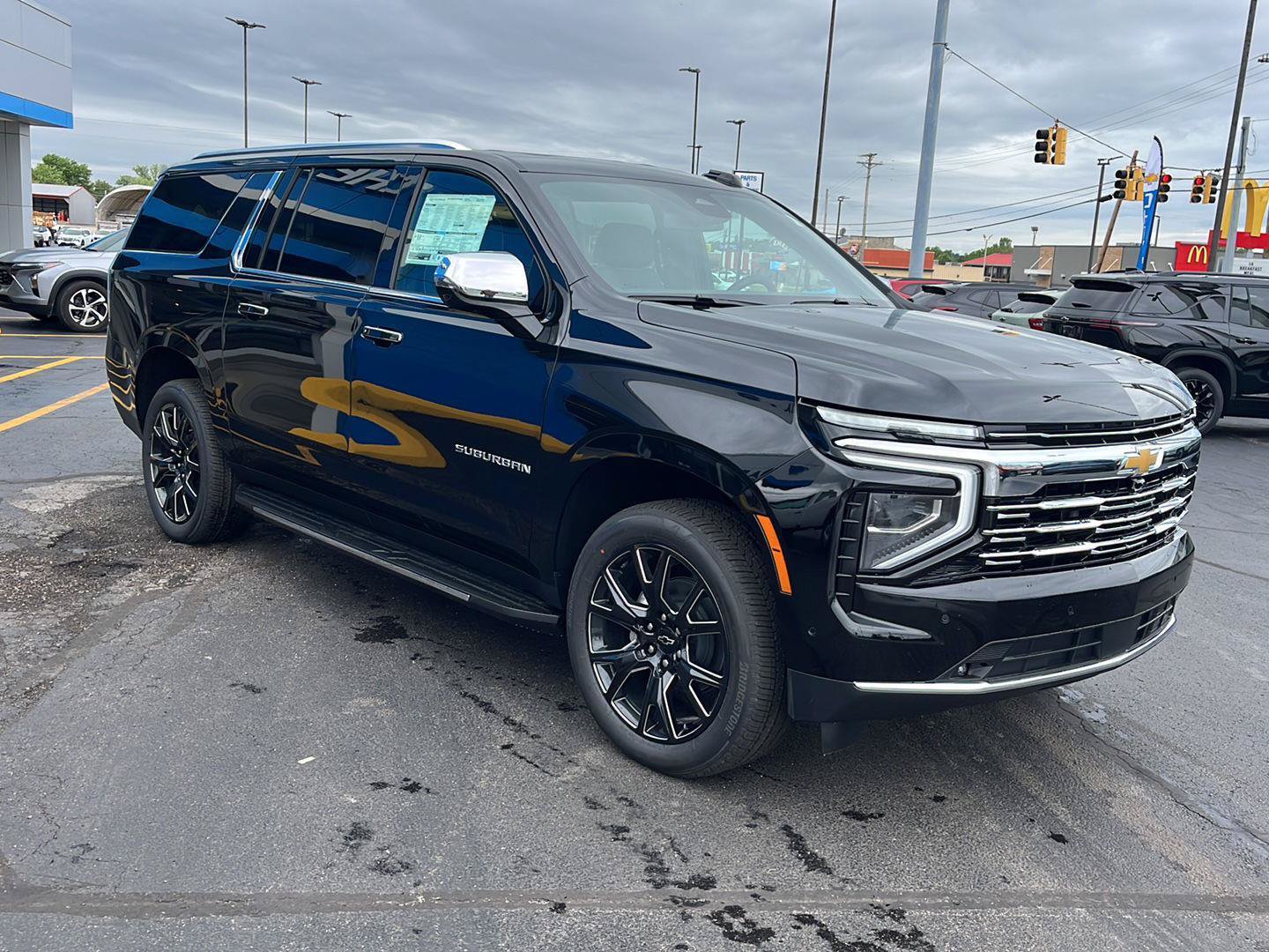 New 2026 Chevrolet Suburban Premier w/ Sun And Tow Package AWD/4WD image 8