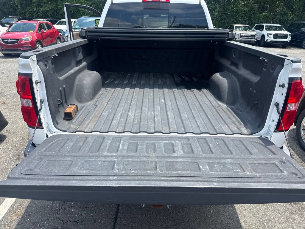 Used 2018 GMC Sierra 2500 Denali w/ Duramax Plus Package AWD/4WD image 16