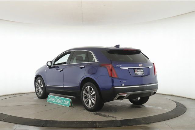 Used 2025 Cadillac XT5 Premium Luxury image 8