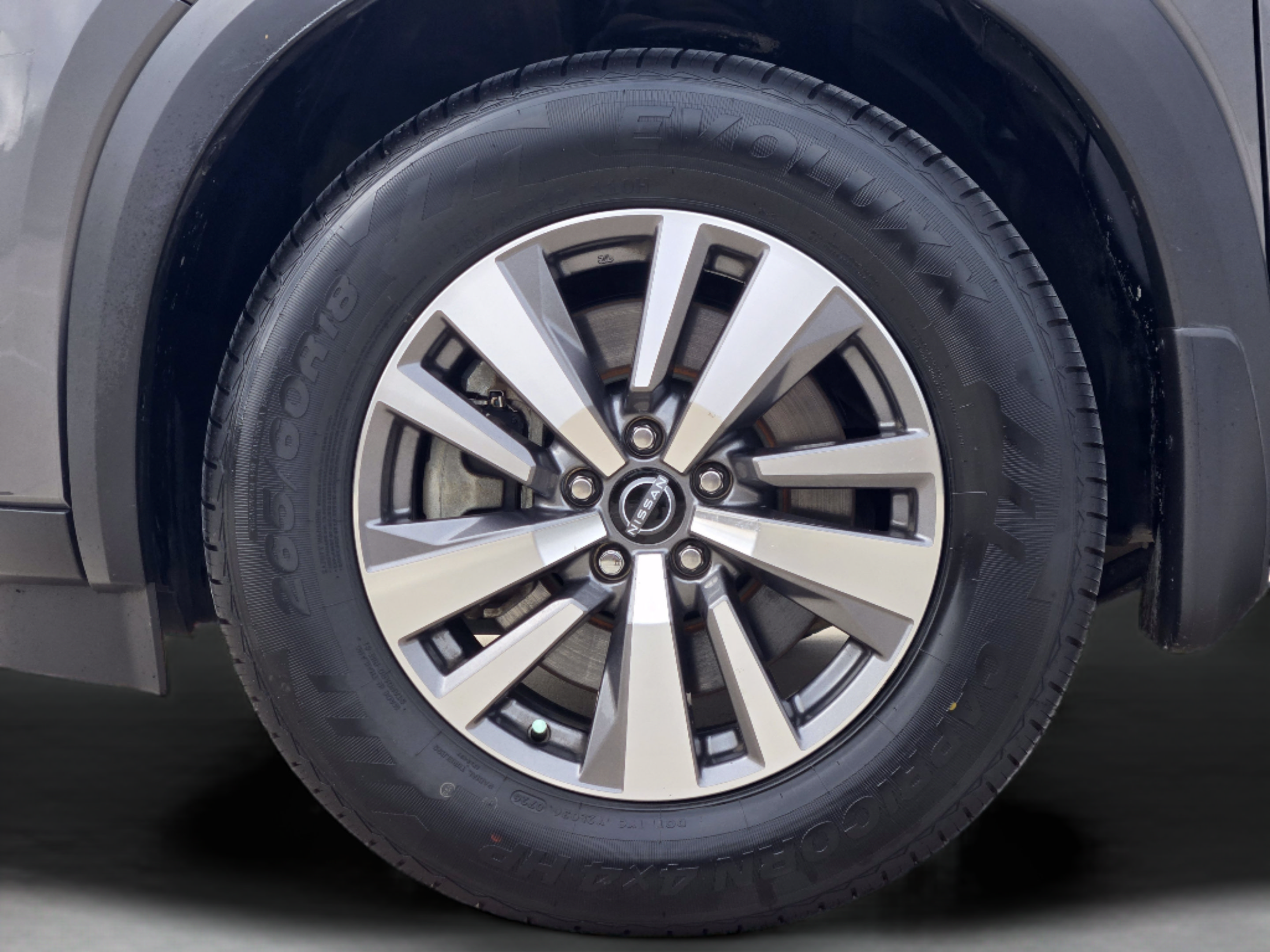 Used 2023 Nissan Pathfinder SL AWD/4WD image 31