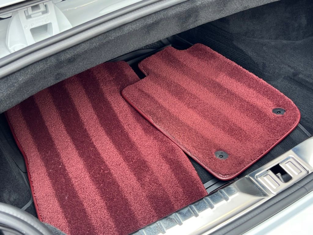 Used 2023 Bentley Continental GT Azure image 18