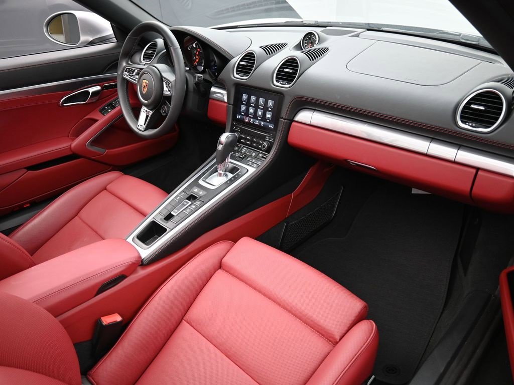 Used 2024 Porsche 718 Boxster GTS image 24