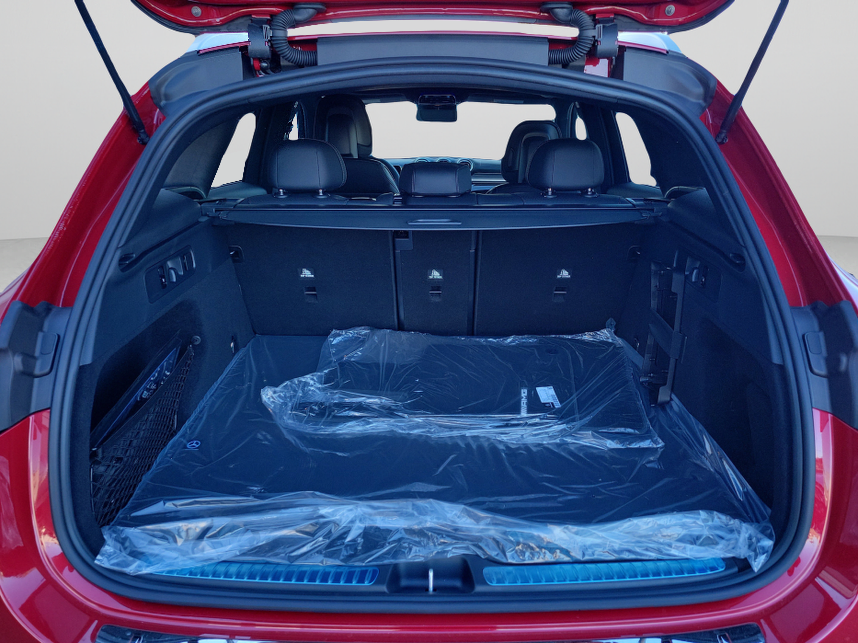 Used 2026 Mercedes-Benz GLC 300 image 29