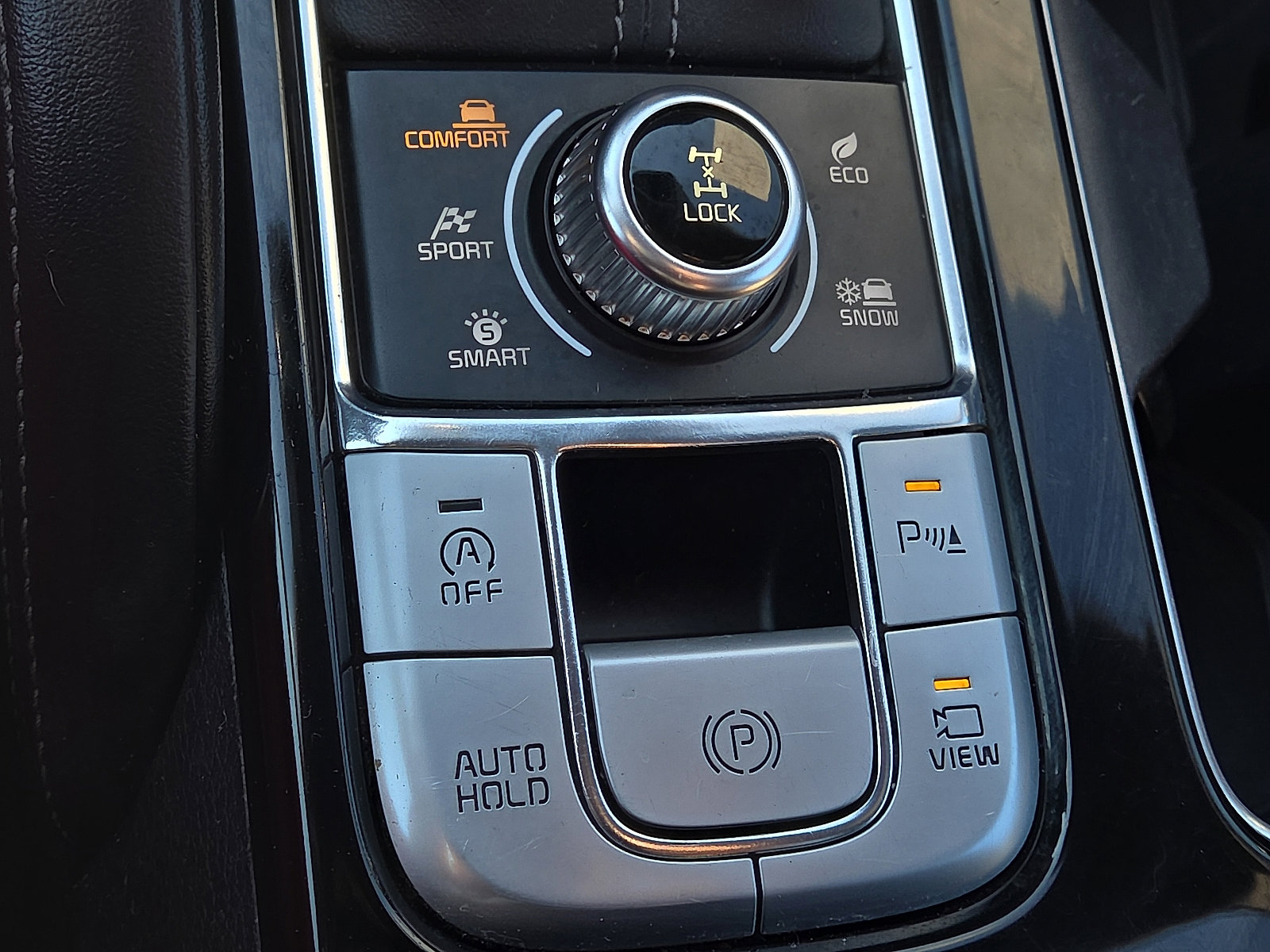 Used 2022 Kia Telluride SX w/ SX Prestige Package image 13