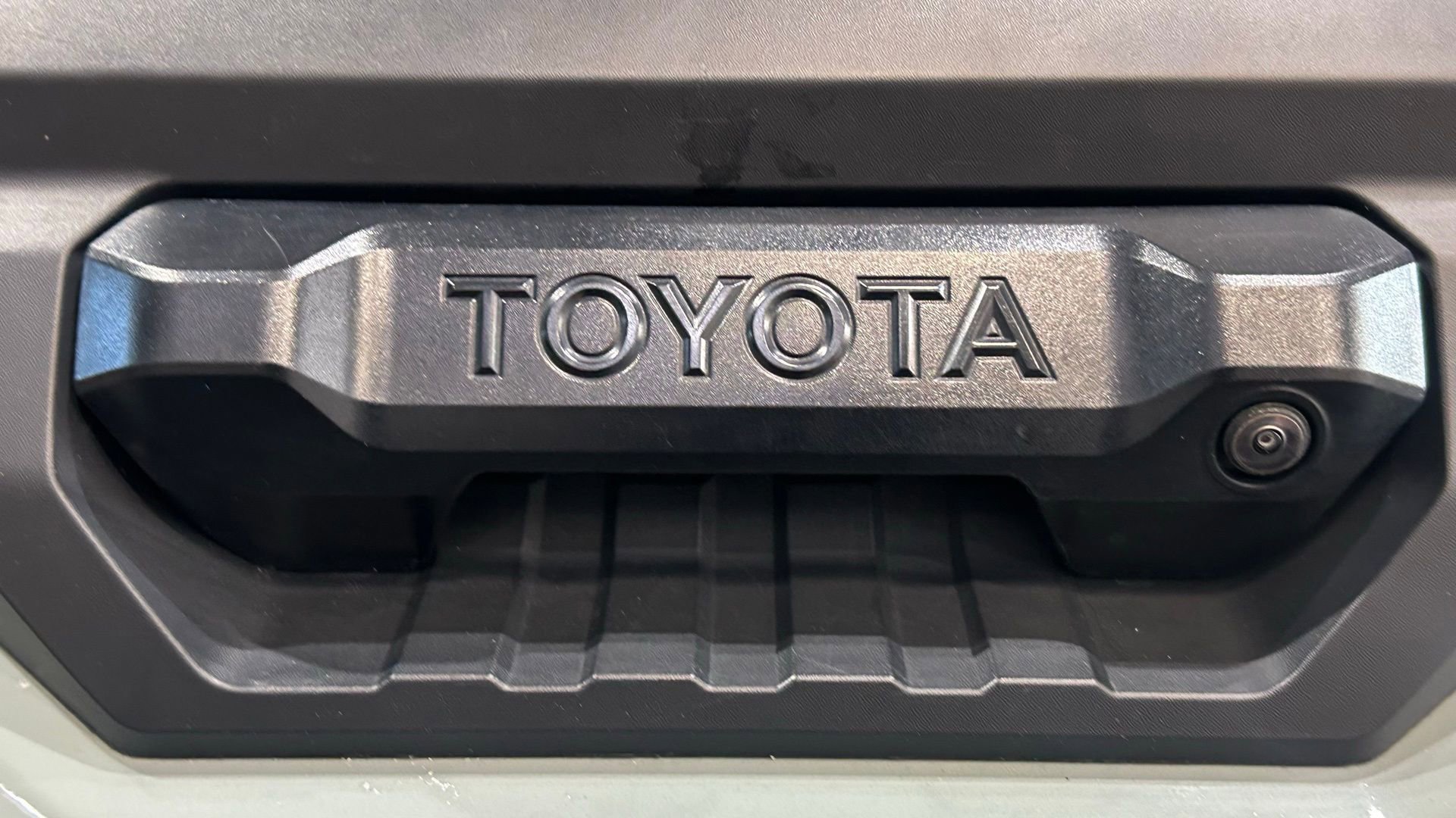 Used 2024 Toyota Tundra SR5 w/ SR5 Premium Package image 26