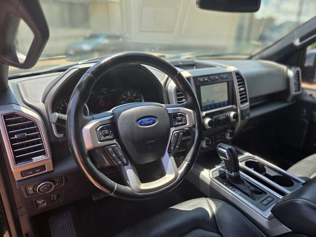 Used 2019 Ford F150 Platinum w/ Equipment Group 701A Luxury AWD/4WD image 15