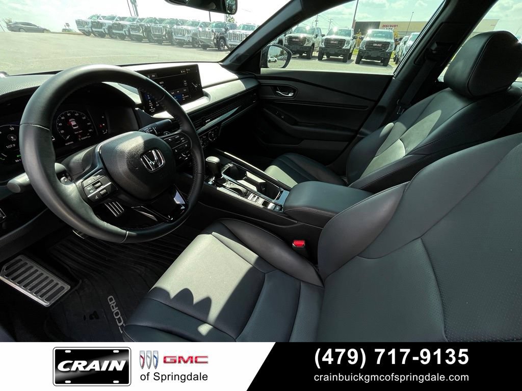 Used 2025 Honda Accord Sport image 9