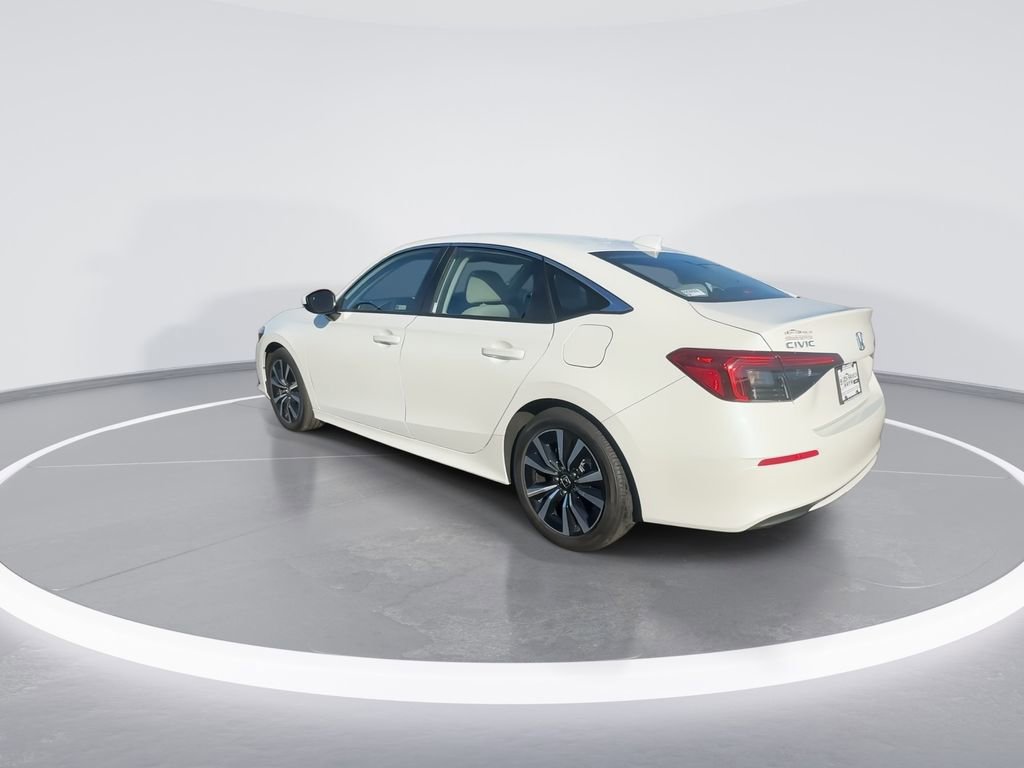 Used 2024 Honda Civic EX image 6