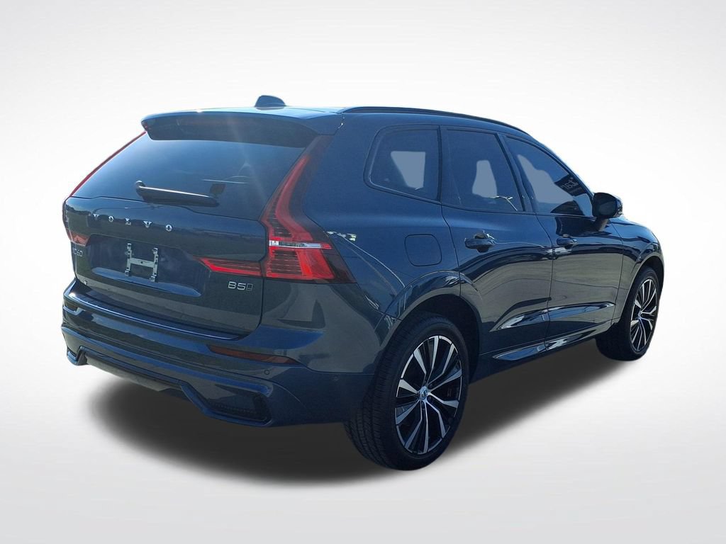 Certified 2024 Volvo XC60 B5 Plus w/ Protection Package Premier AWD/4WD image 8