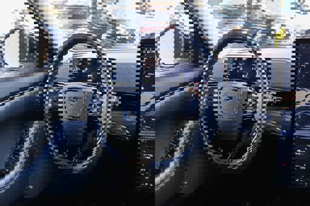 Used 2025 Ford Mustang Mach-E Premium image 14