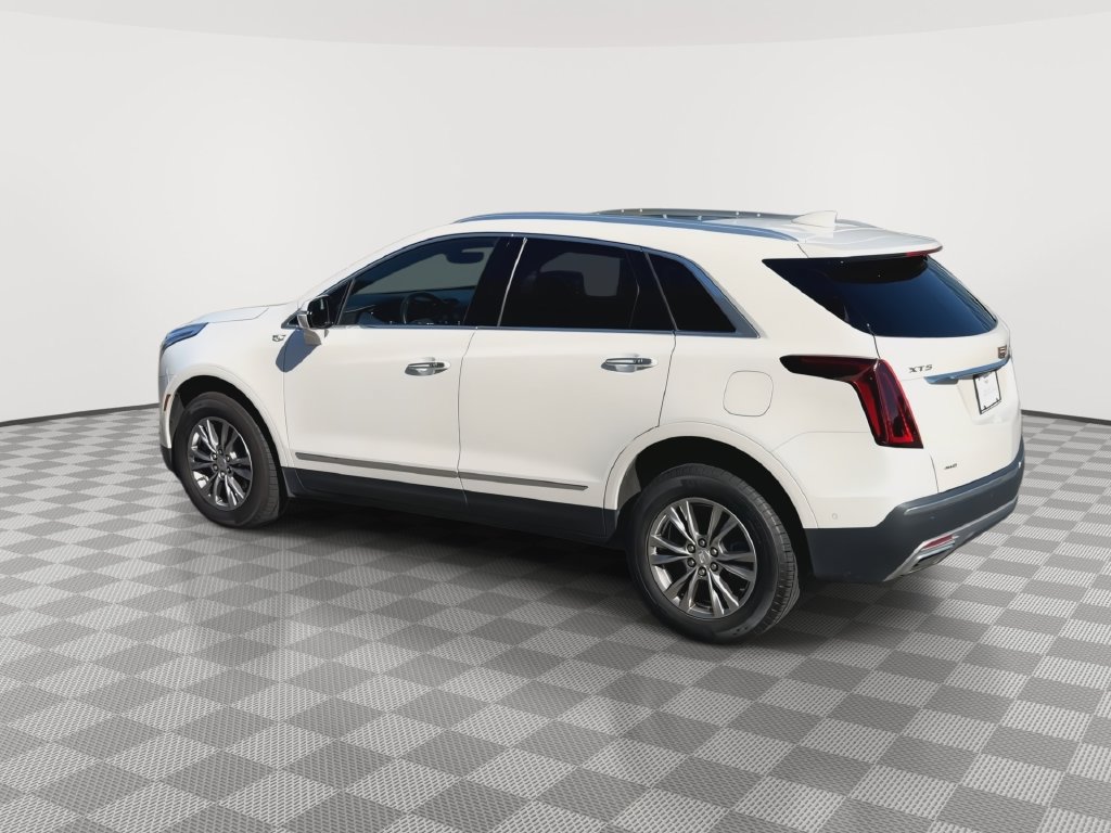 Used 2022 Cadillac XT5 Premium Luxury w/ Technology Package AWD/4WD image 6