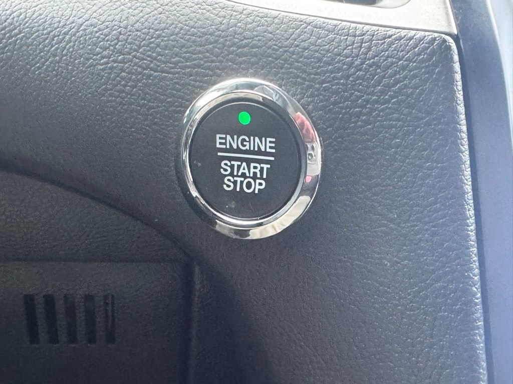 Used 2023 Ford Edge SEL w/ Convenience Package image 6