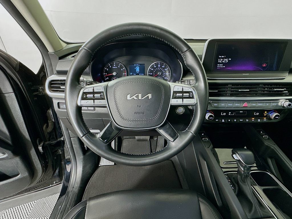Used 2022 Kia Telluride S image 11