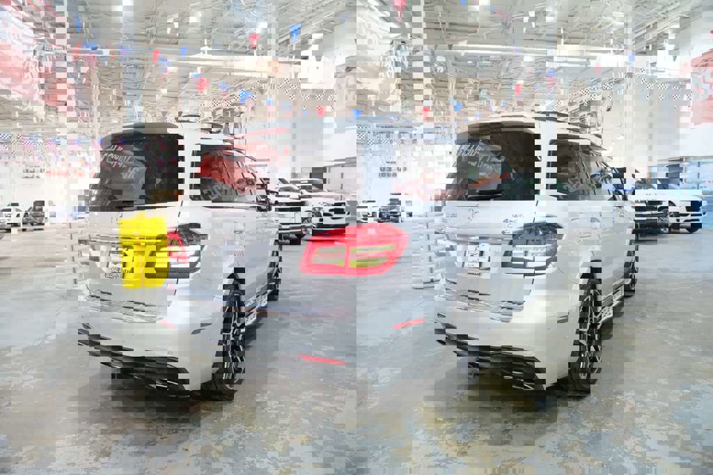 Used 2018 Mercedes-Benz GLS 550 4MATIC w/ Driver Assistance Package image 12