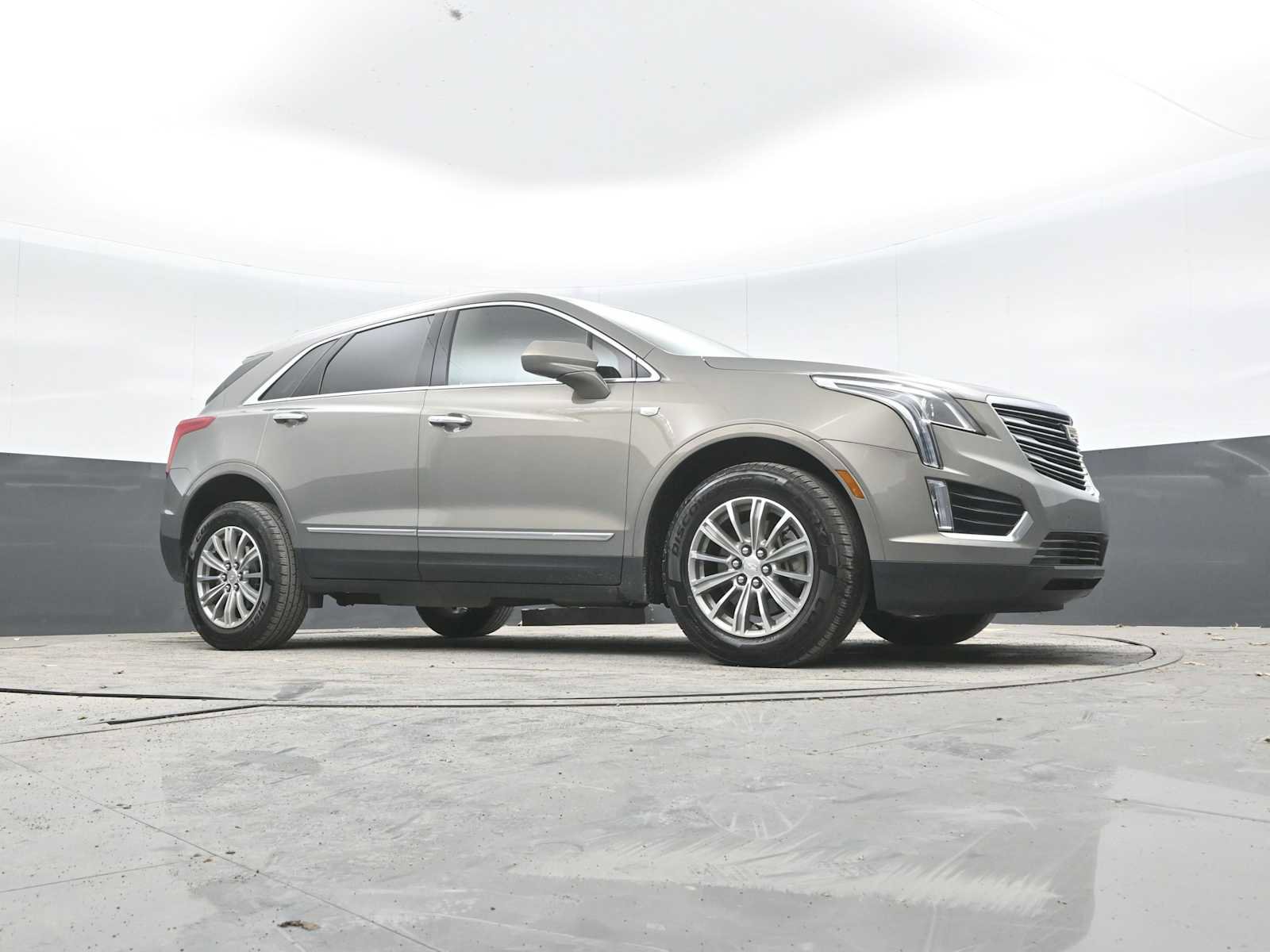 Used 2019 Cadillac XT5 Luxury AWD/4WD image 42