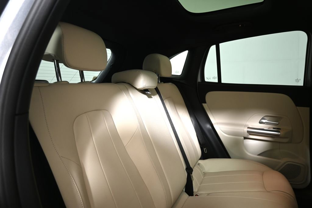 Certified 2026 Mercedes-Benz GLA 250 4MATIC image 37