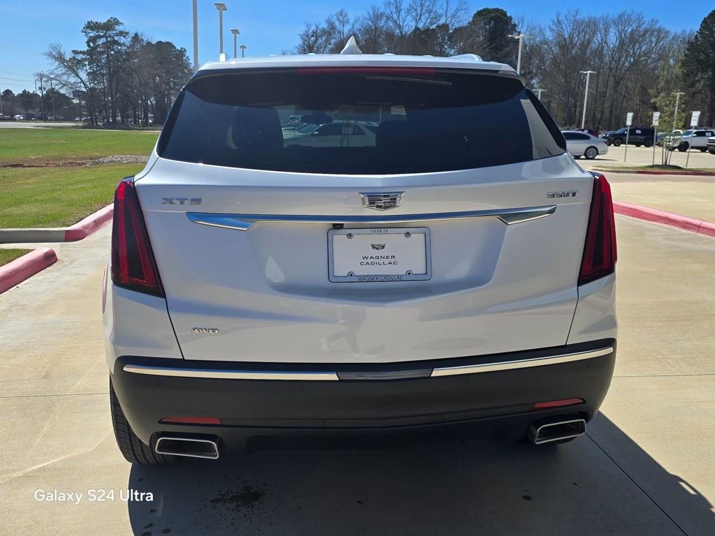 New 2026 Cadillac XT5 Luxury w/ LPO, Bronce Accent Package image 4