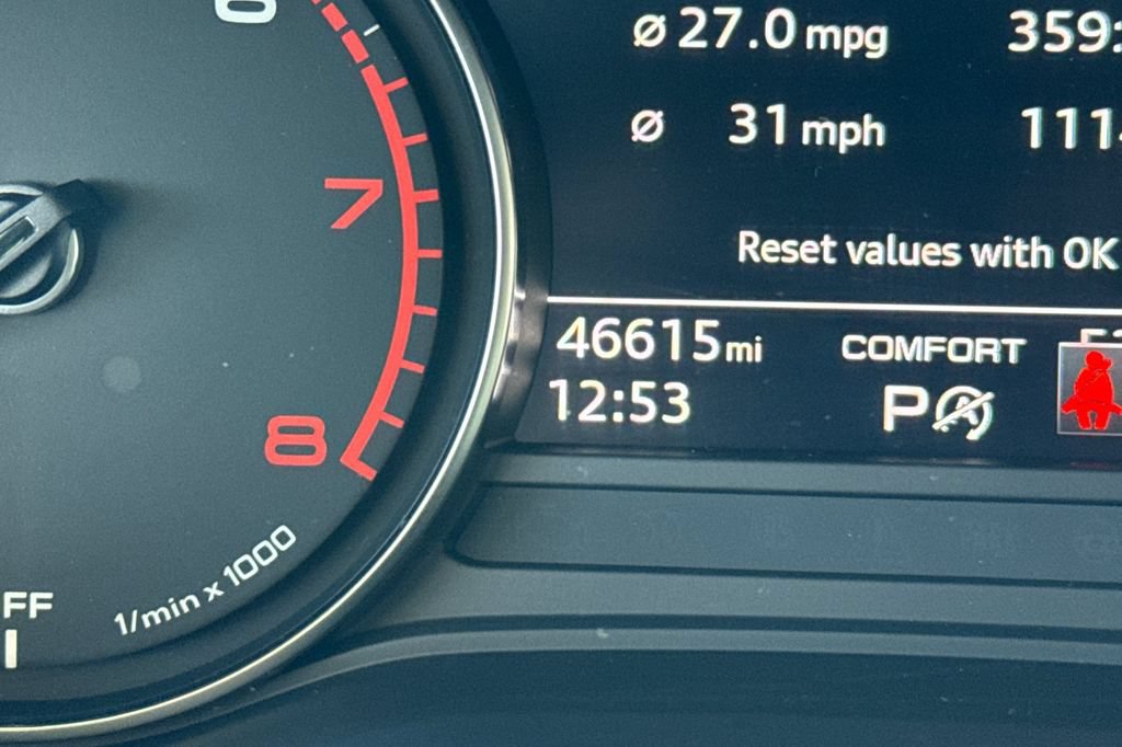 Used 2021 Audi A4 2.0T Premium AWD/4WD image 23
