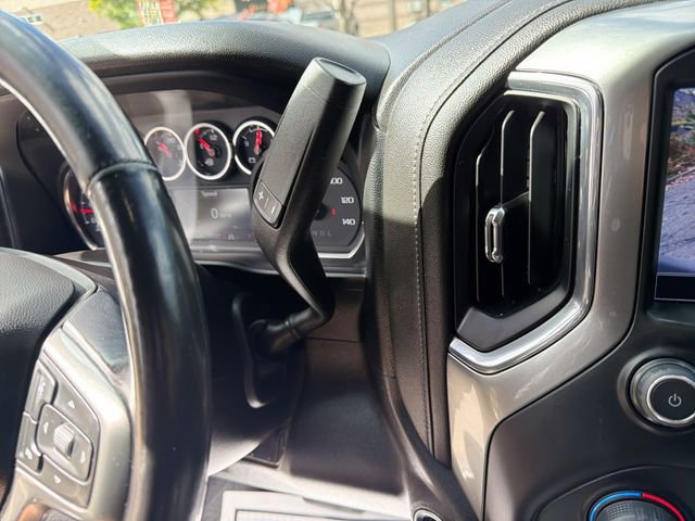 Used 2022 Chevrolet Silverado 1500 LT Trail Boss w/ Convenience Package II image 16