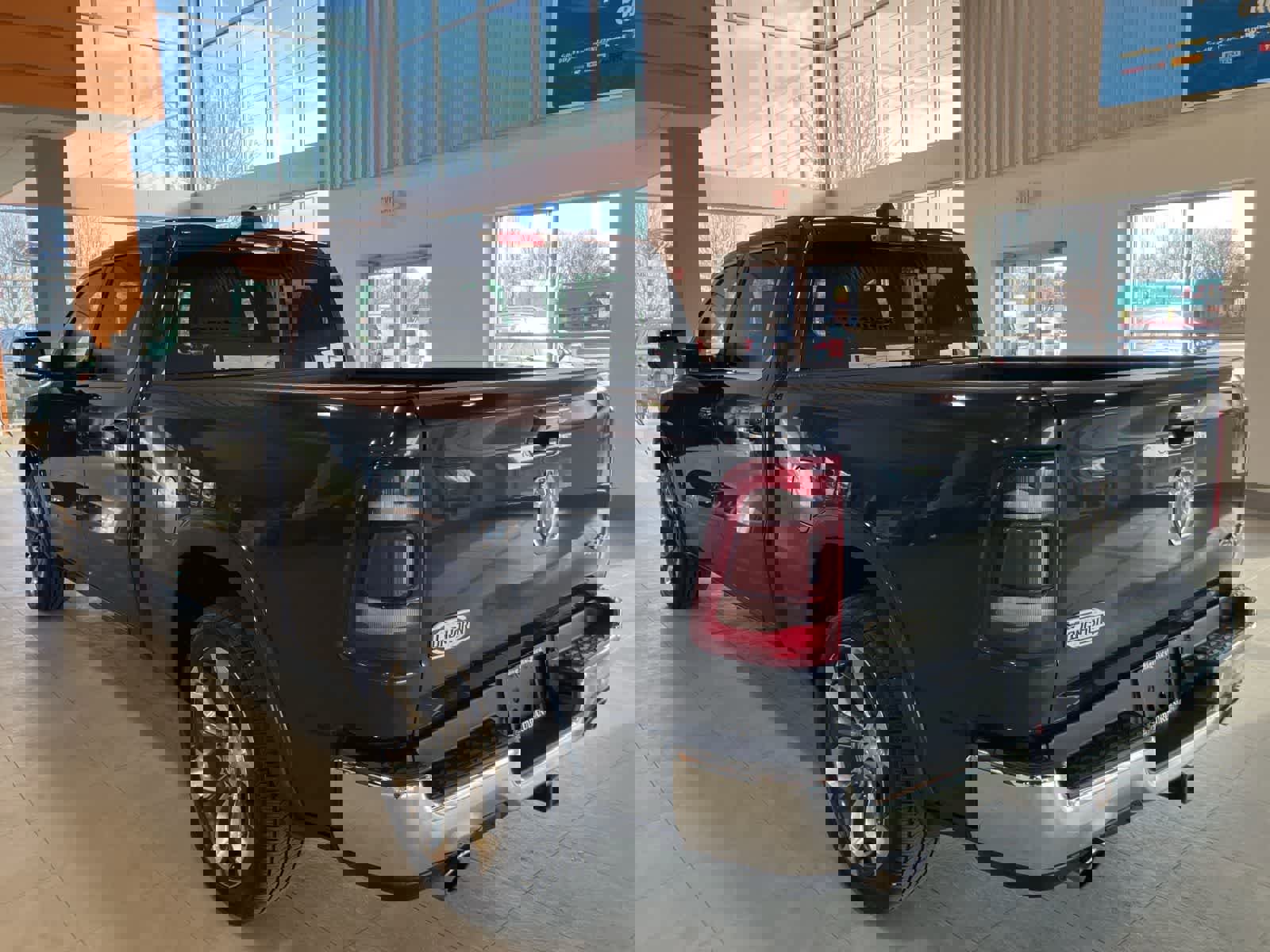 Used 2019 RAM 1500 Laramie Longhorn image 7