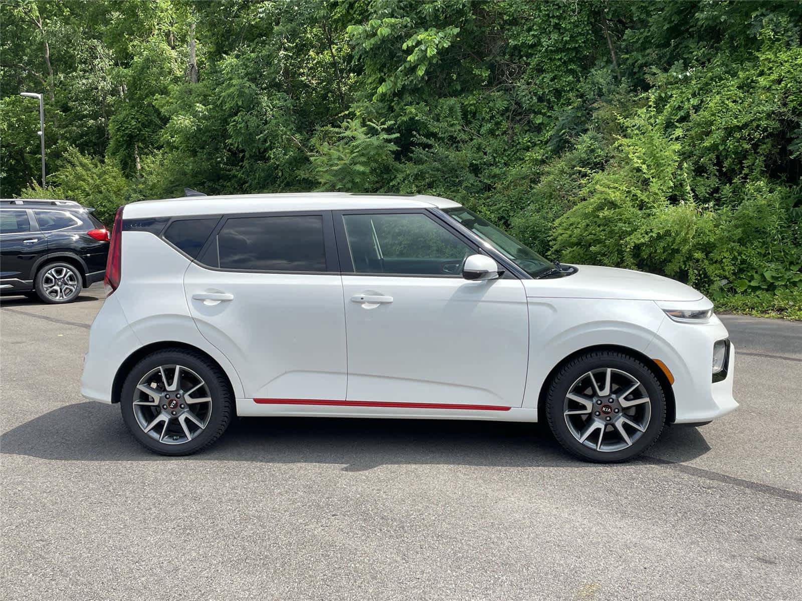 Used 2020 Kia Soul GT-Line Turbo FWD image 6