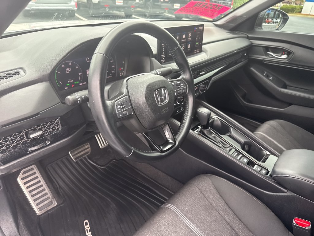 Used 2024 Honda Accord Sport image 14