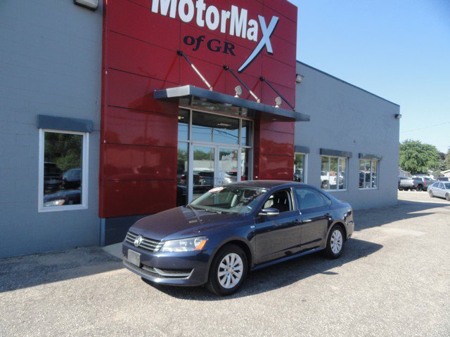 Used 2014 Volkswagen Passat 1.8T FWD image 1