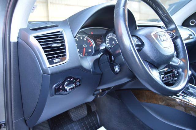 Used 2013 Audi Q5 3.0T Premium Plus AWD/4WD image 29