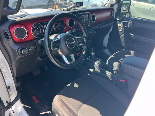 Used 2022 Jeep Wrangler Unlimited Rubicon w/ Cold Weather Group AWD/4WD image 17
