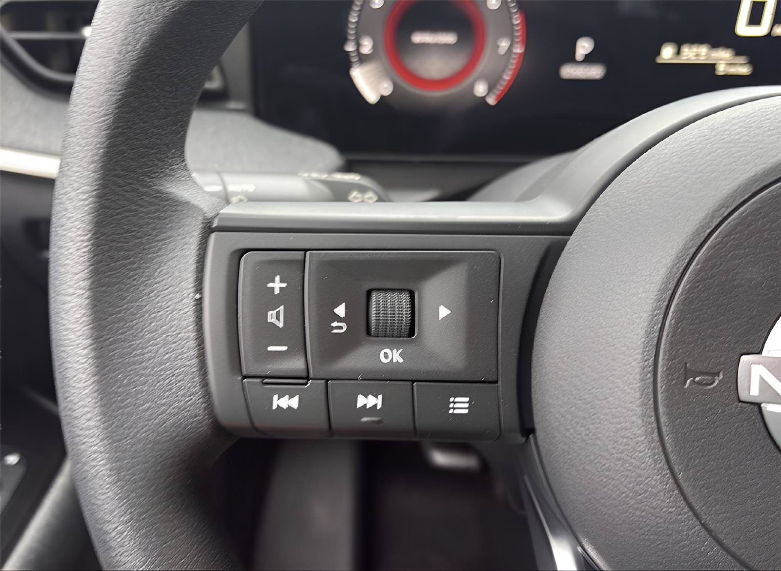 New 2026 Nissan Kicks SV w/ Cold Weather Package FWD image 18
