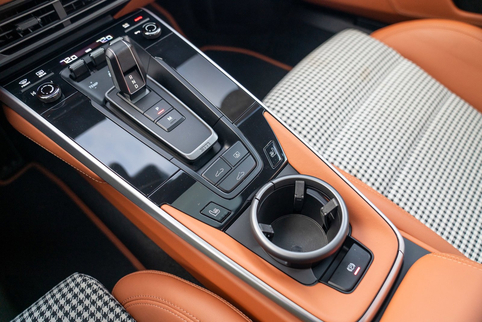 Certified 2024 Porsche 911 Turbo S image 23