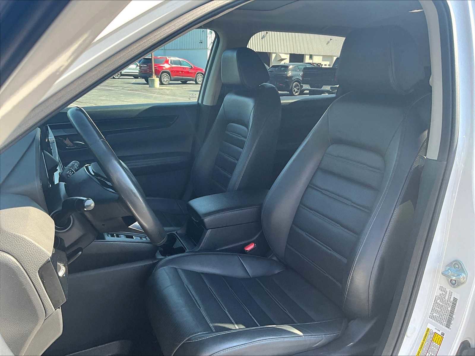 Used 2023 Honda CR-V EX-L image 10