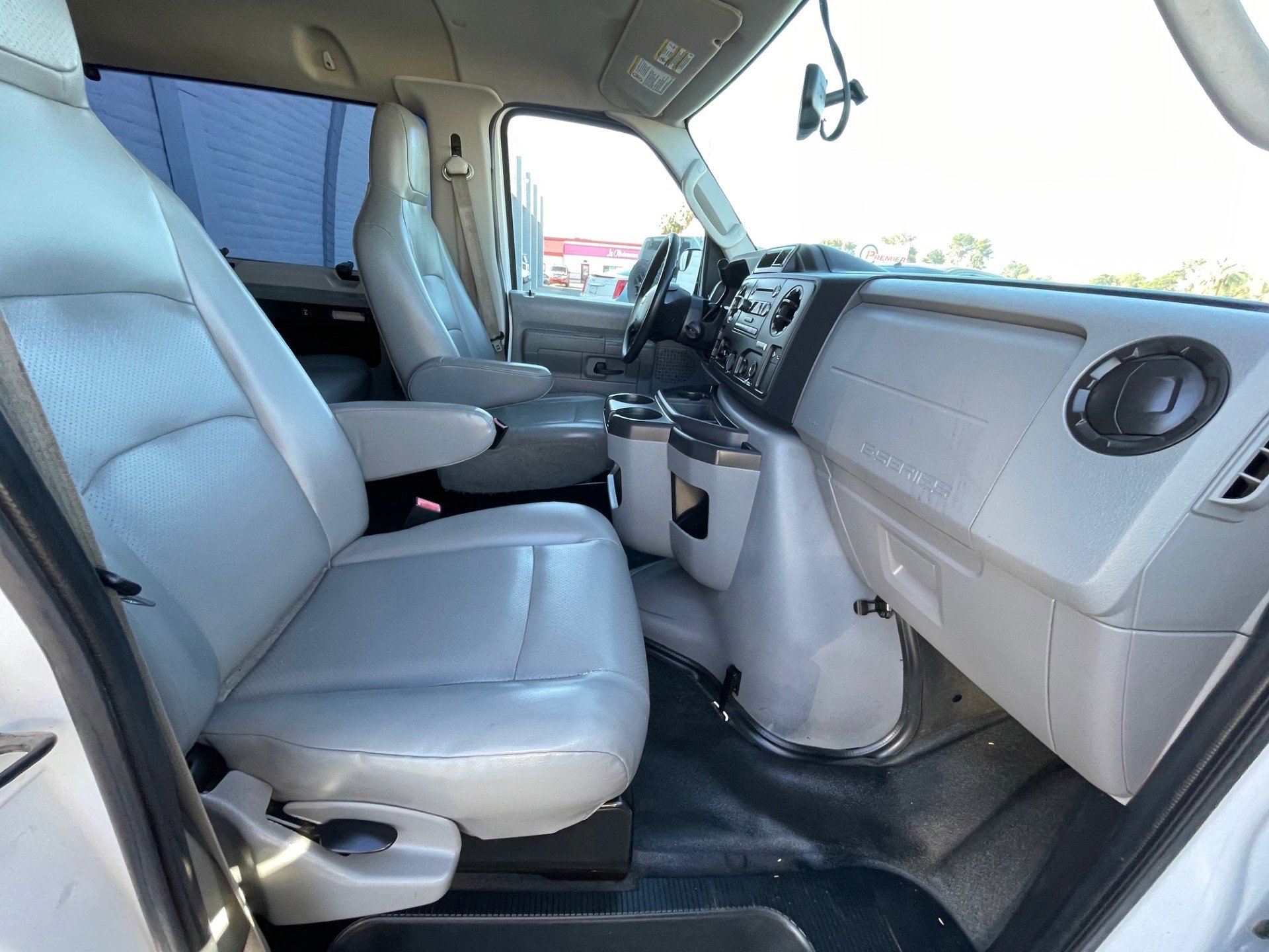 Used 2014 Ford E-350 and Econoline 350 XL w/ Power Windows & Locks Group RWD image 28