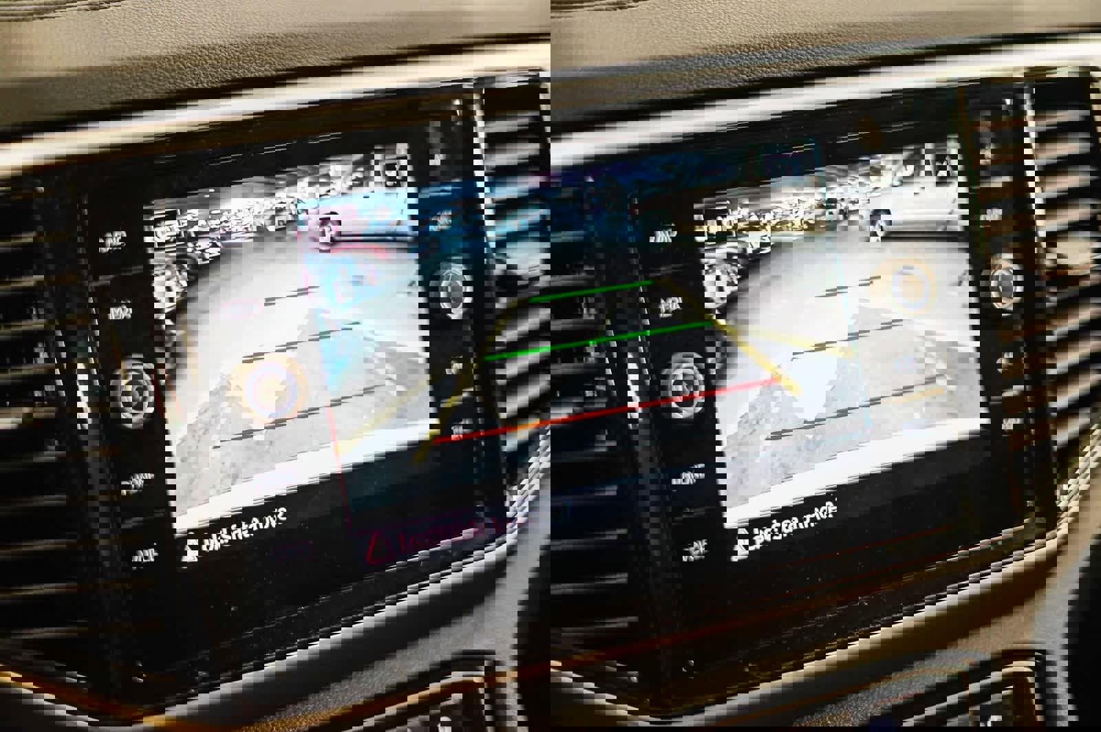 Used 2023 Volkswagen Atlas SE w/ Black Wheel Package image 26