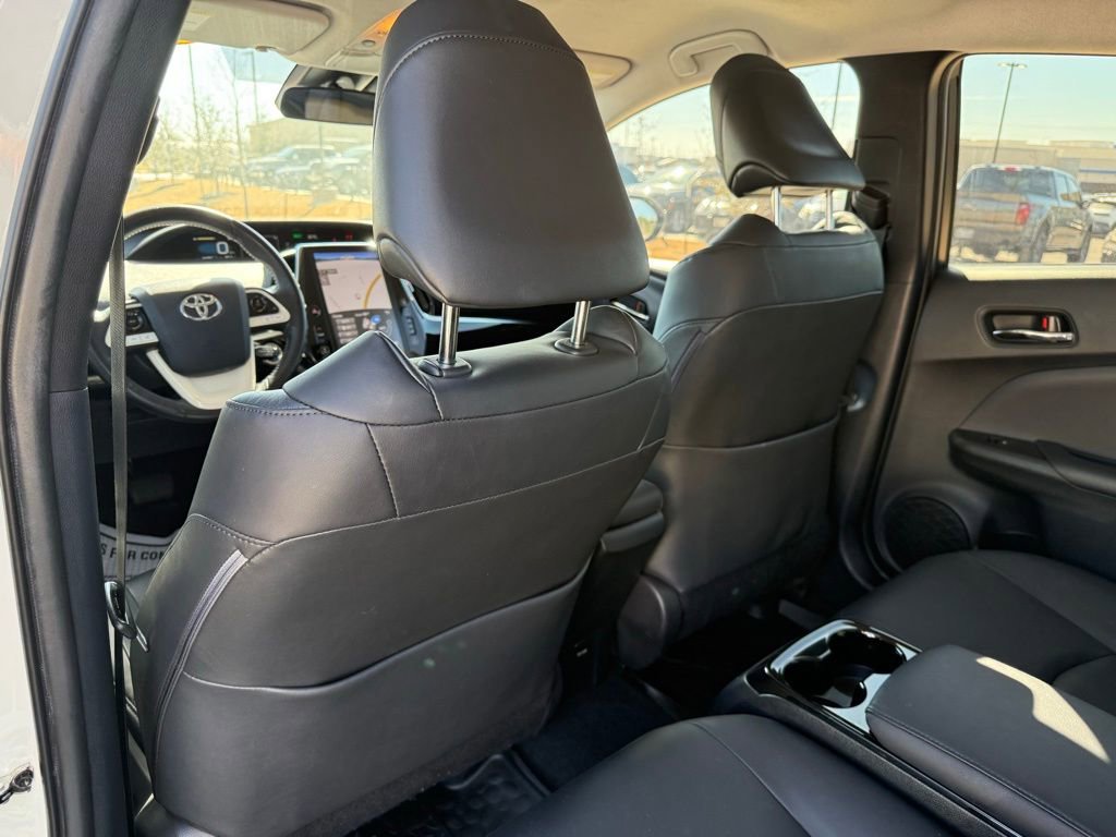 Used 2018 Toyota Prius Prime Premium image 22