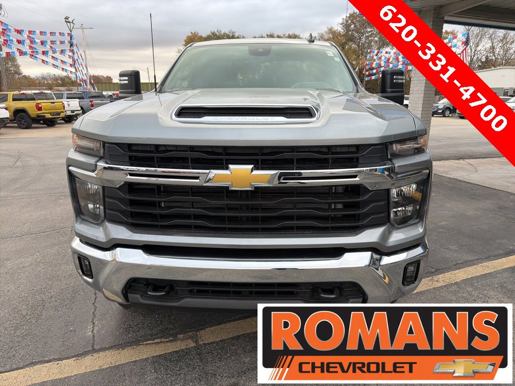 New 2026 Chevrolet Silverado 3500 LT image 9