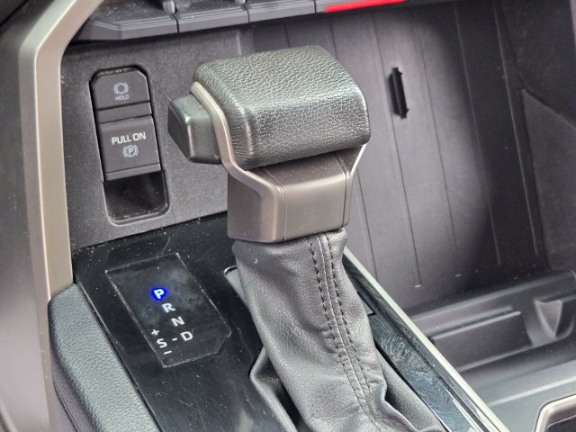 Used 2023 Toyota Tundra SR5 w/ SR5 Premium Package AWD/4WD image 29