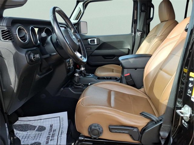 Used 2021 Jeep Gladiator Overland image 19