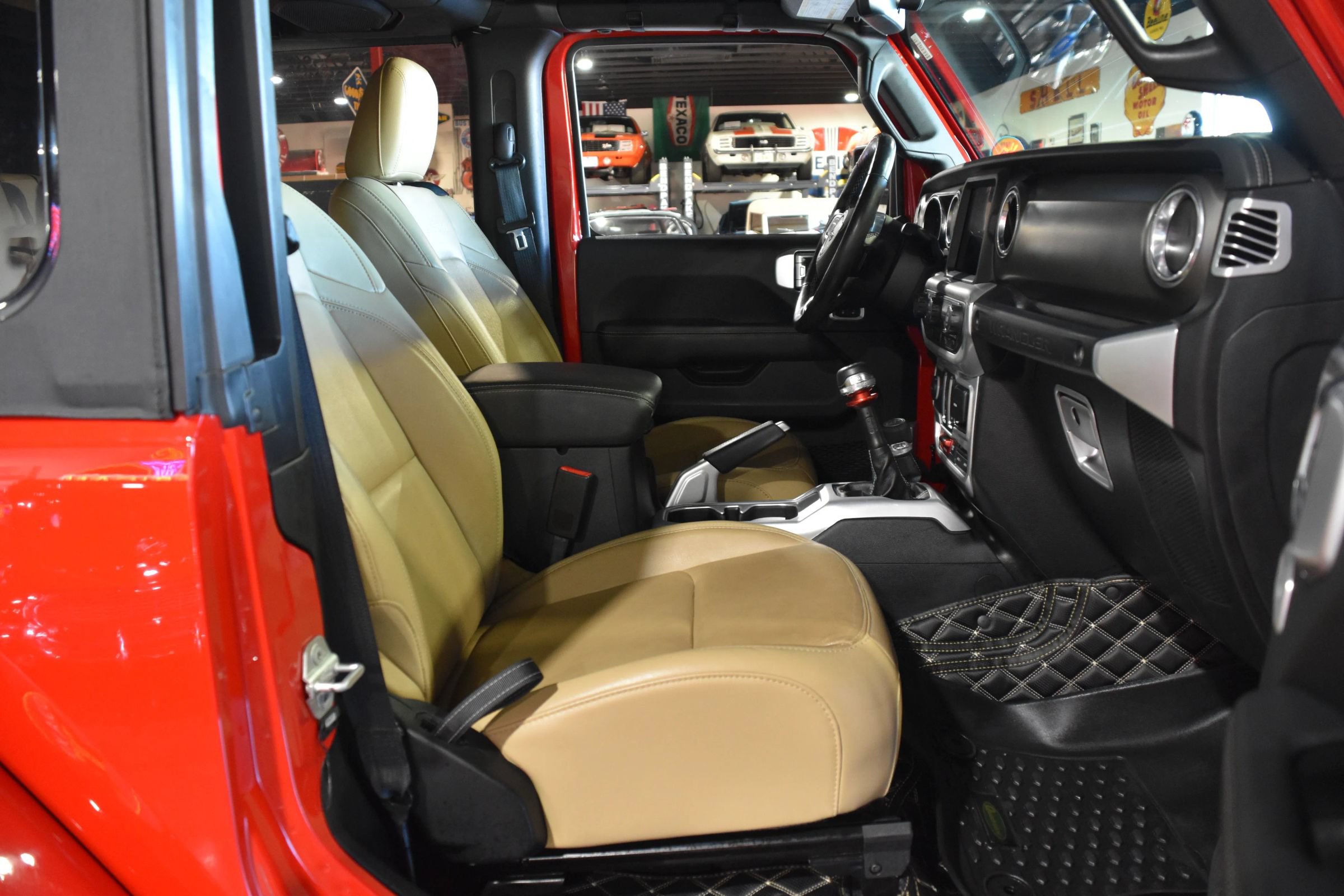 Used 2019 Jeep Wrangler Rubicon AWD/4WD image 21