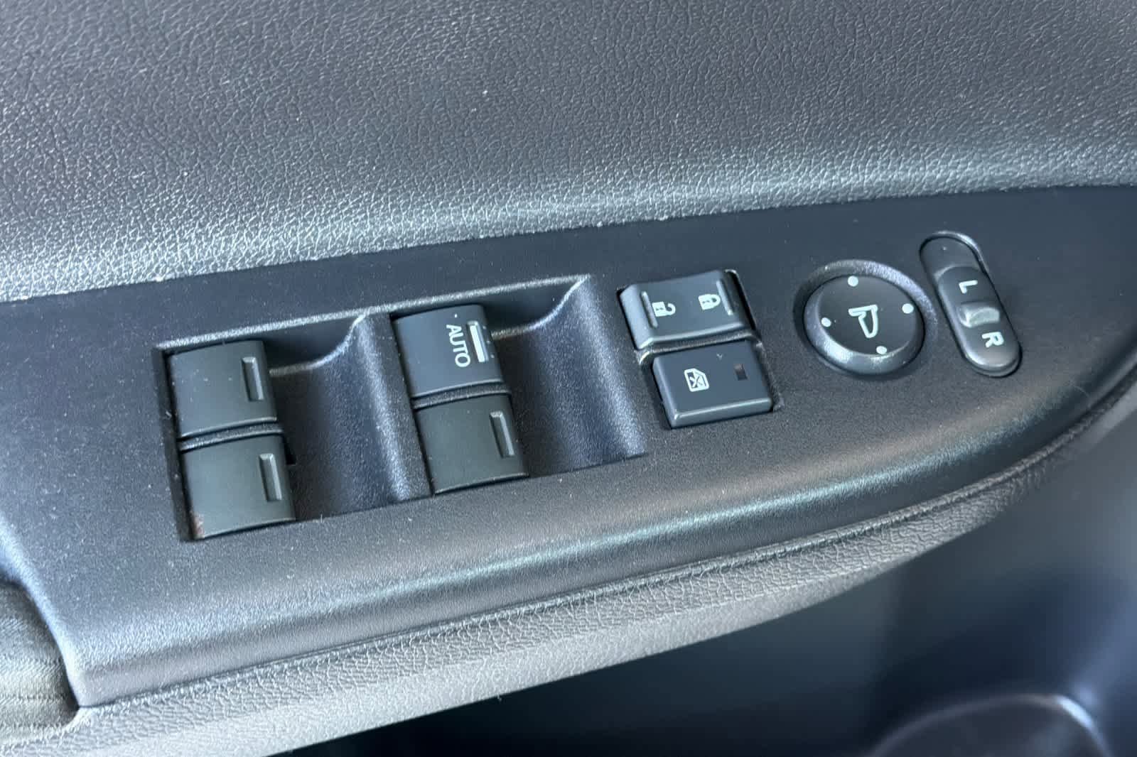 Used 2015 Honda Accord LX image 13