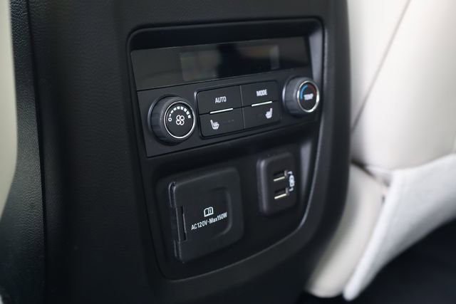 Used 2023 Buick Enclave Premium w/ Experience Buick Package image 25