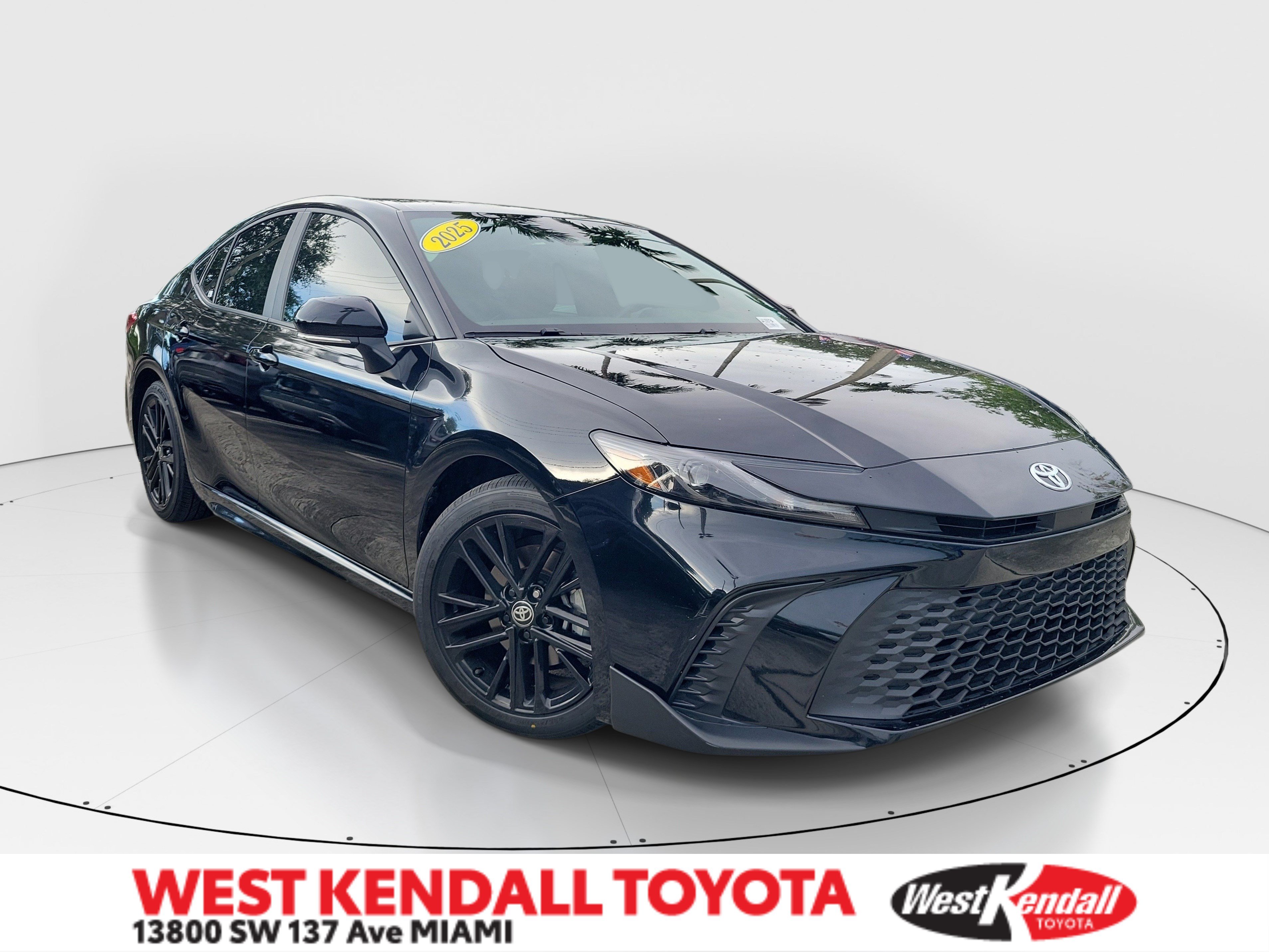 Used 2025 Toyota Camry SE