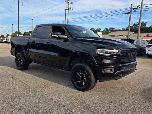 Used 2020 RAM 1500 Limited w/ Black Appearance Package AWD/4WD image 1