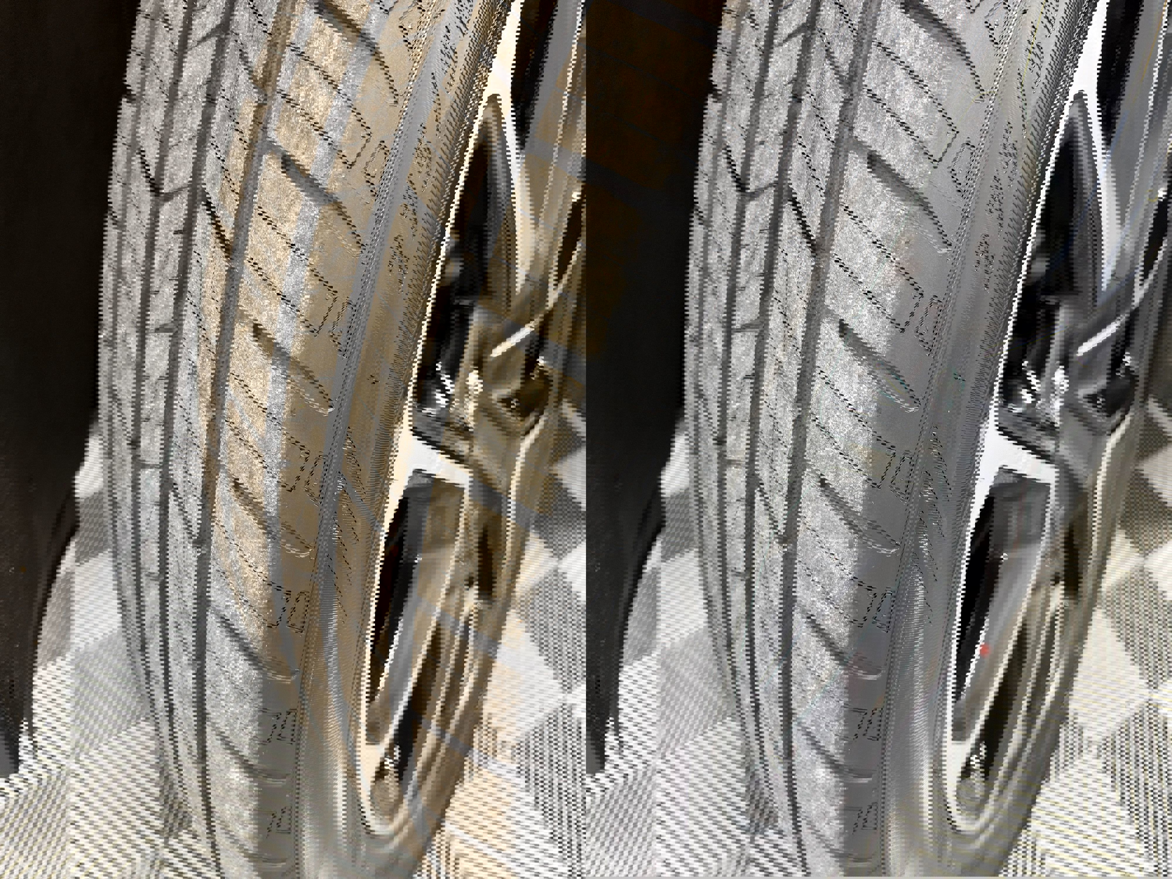 Used 2024 Chevrolet Suburban RST w/ Luxury Package image 39