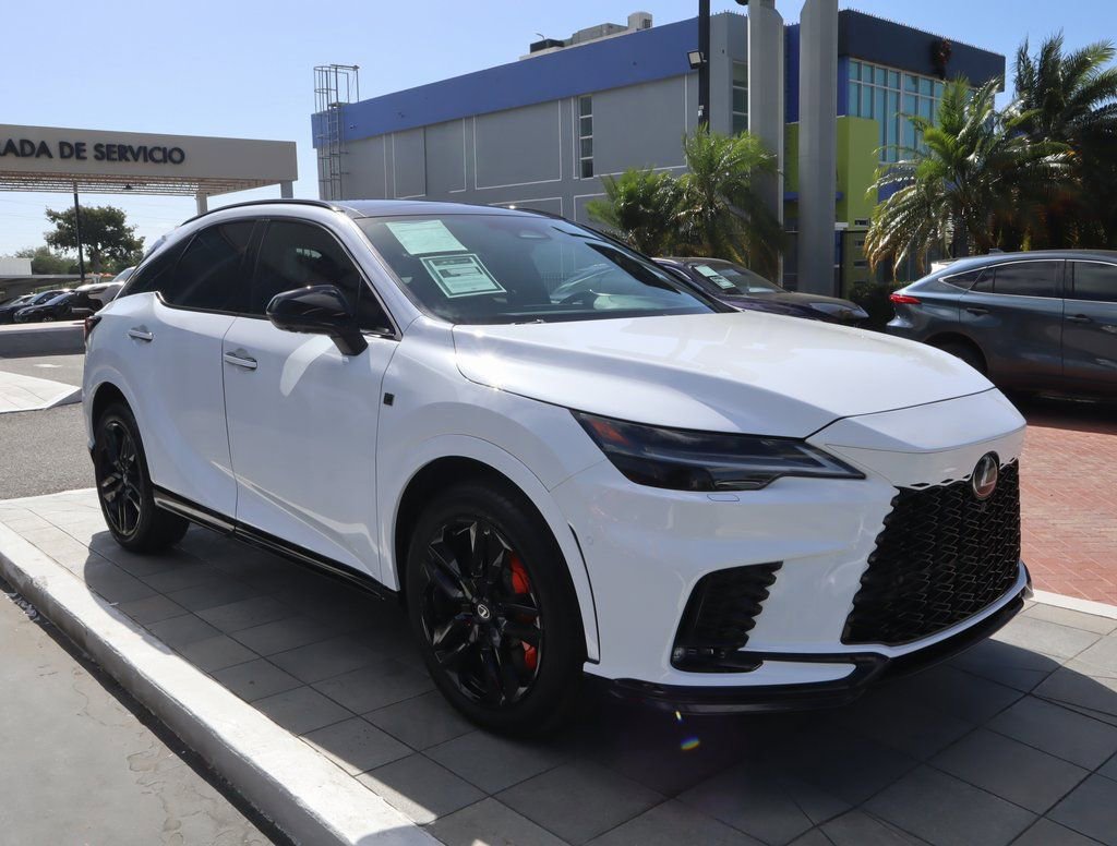 Used 2026 Lexus RX 500h F Sport image 3