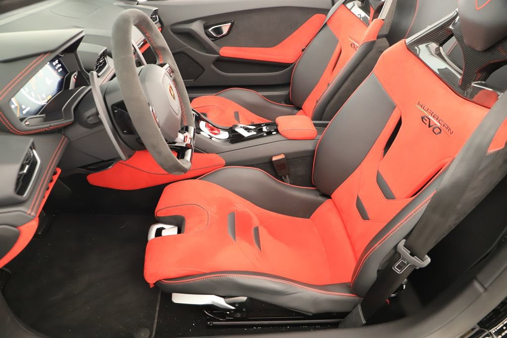Used 2023 Lamborghini Huracan EVO RWD image 20